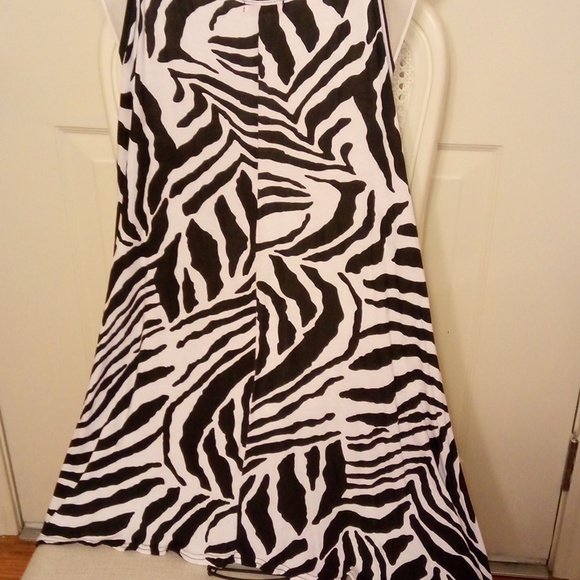 Zebra Design Tank Top-Dress - Picture 9 of 12
